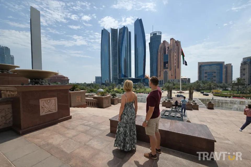 Abu Dhabi city tour from Dubai full day experience