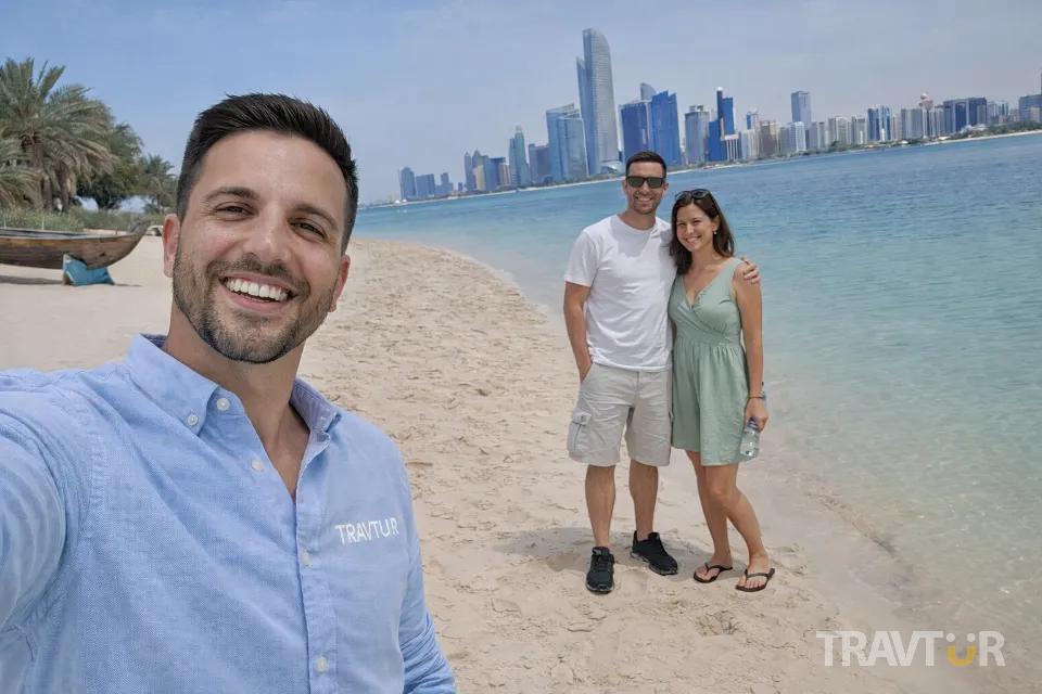 Abu Dhabi sightseeing tour with lunch