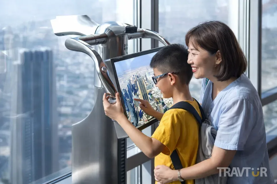 Dubai Frame and Burj Khalifa tour combination