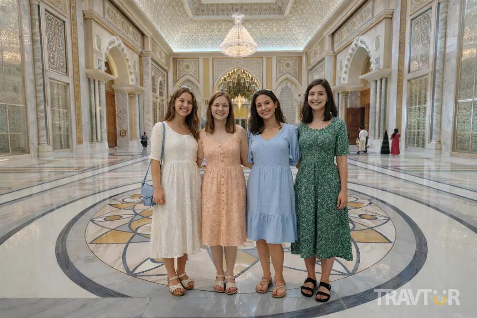 Qasr Al Watan Abu Dhabi tour gallery image