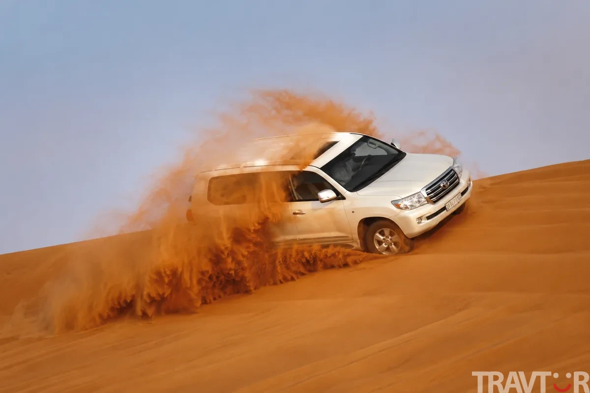 Dubai desert safari tour from Dubai hotel pickup